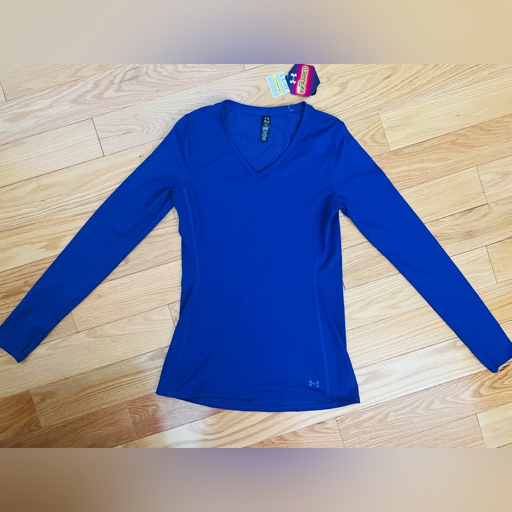 Brand new ladies Under Armour cold gear top size M